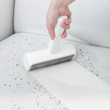 Load image into Gallery viewer, 2-in-1 Roller Brush & Two replacement packs