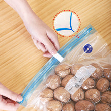 Load image into Gallery viewer, 10pack Reusable Vacuum Food Storage Bags with 3 Different Size Vacuum Food Bags,1 Hand Pump, 2 Sealing Clips
